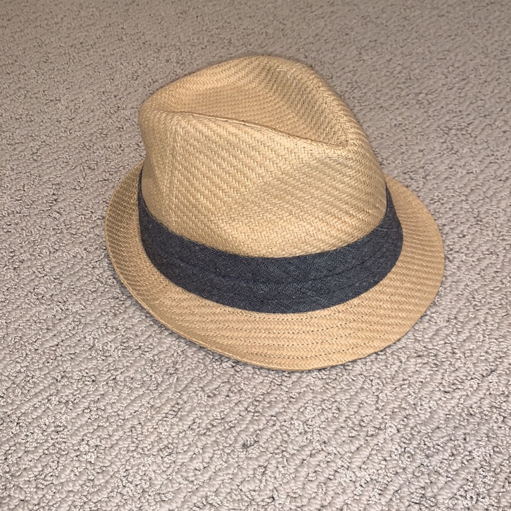 FEDORA - Picture 3 of 5